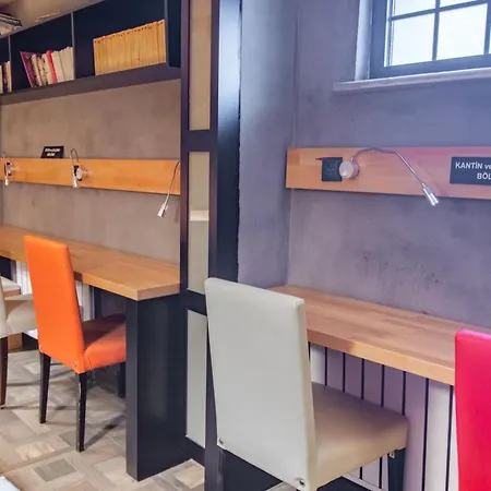 At Beşiktaş 2bdr With 3 Single Bed *